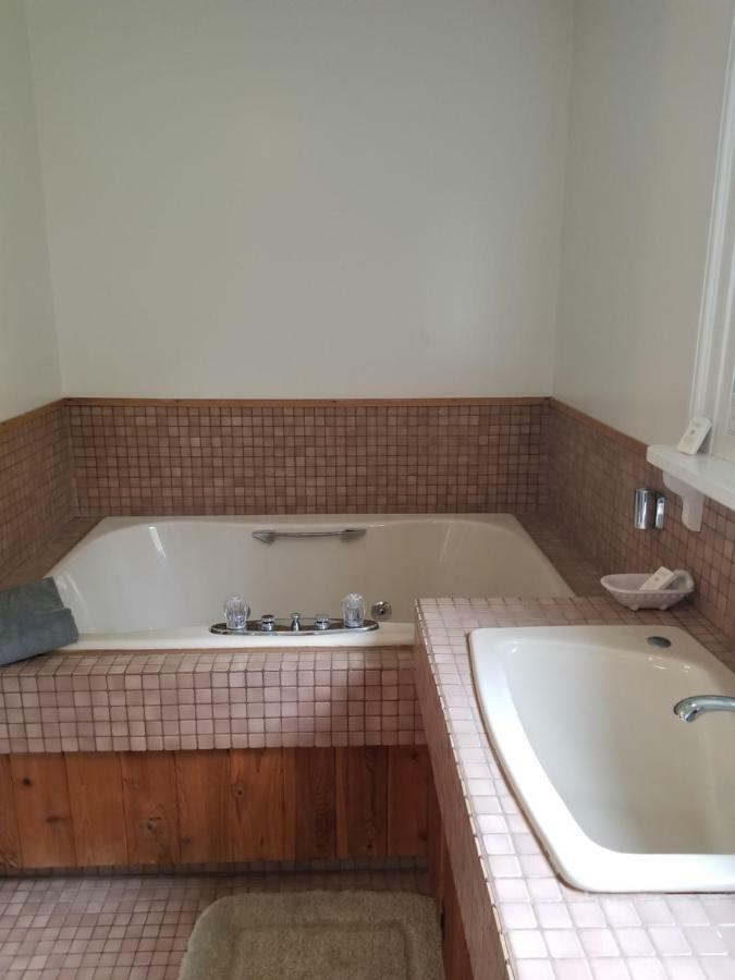 Hawk Mountain Bed & Breakfast Kempton 客房 照片